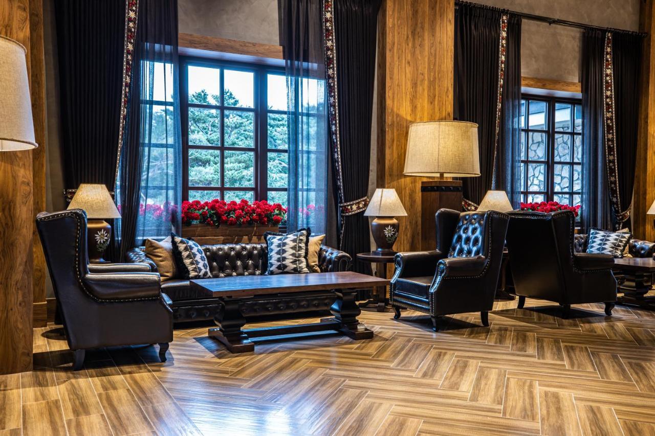 Kensington Resort Seorak Valley Sokcho Bagian luar foto